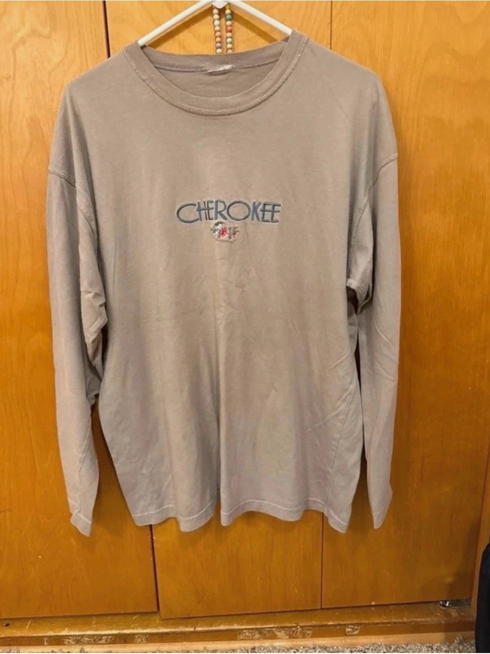 Vintage 90s Cherokee Embroidered Floral Long Sleeve Shirt